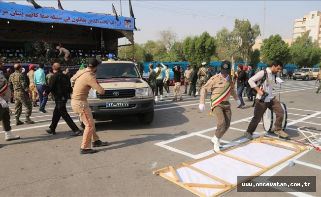 İran'da askeri geçit töreninde silahlı saldırı: 24 ölü