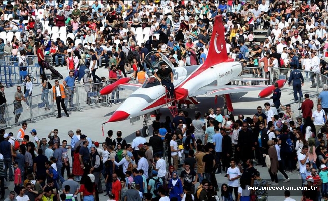 TEKNOFEST İstanbul, gösteri ve etkinliklere sahne oldu