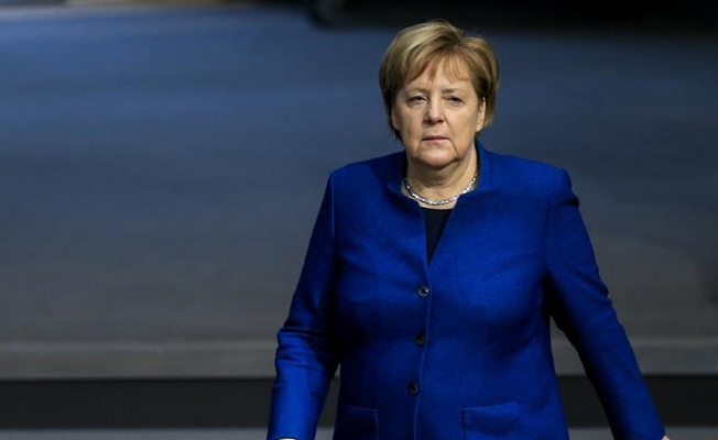 Merkel: Askeri çözüm yolu yok