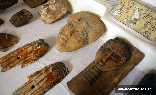 Mısır'da 4 bin yıllık firavun mezarı bulundu