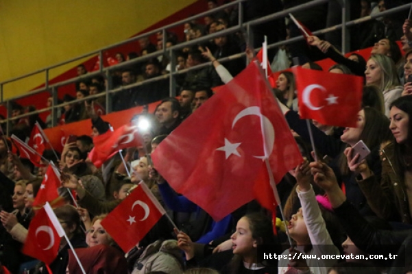 Makedonya'da Türkçe Eğitim Bayramı kutlandı