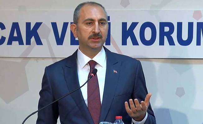 Adalet Bakanı Gül'den 'militan' tepkisi