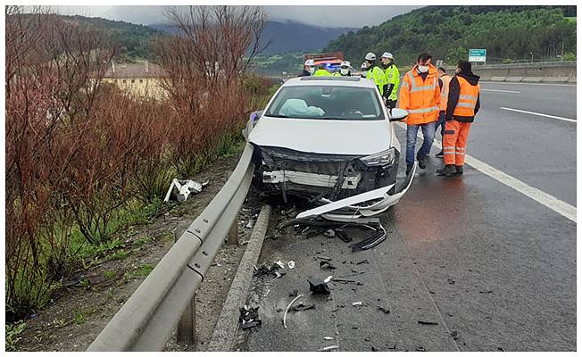MHP'li iki vekil trafik kazasında yaralandı