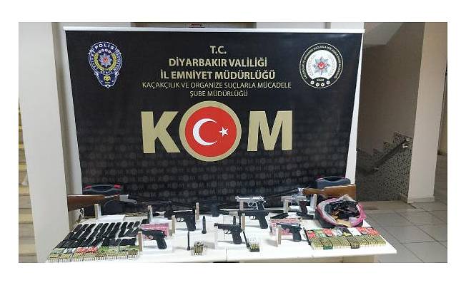 Diyarbakır'da silahlı suç örgütlerine operasyon: 18 gözaltı