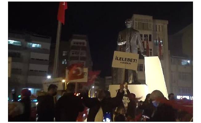 Samsun'da Atatürk Anıtına saldırı Silivri'de protesto edildi