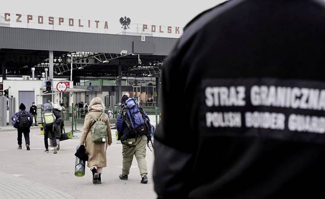 Polonya: Savaşın başından itibaren 1 milyon 67 bin kişi sınırdan giriş yaptı