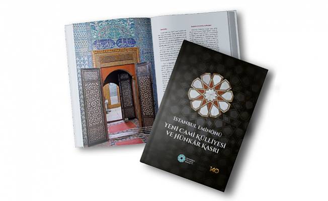 İTO, Eminönü Yeni Cami’nin 425 yıllık tarihini kitap haline getirdi