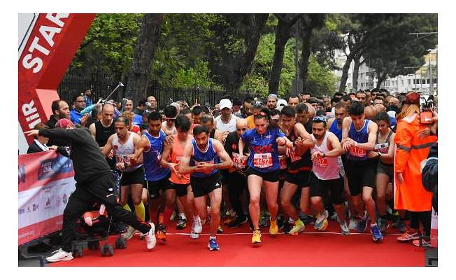 İzmir'de maraton coşkusu