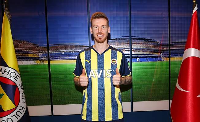Fenerbahçeli Serdar Aziz'in sözleşmesi 3 yıl daha uzatıldı