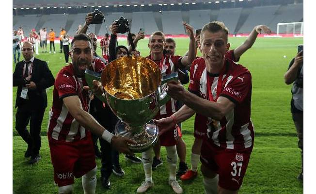 Ziraat Türkiye Kupası Demir Grup Sivasspor'un: 2-3 