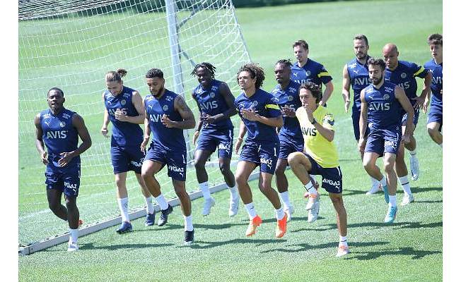Fenerbahçe’de Dinamo Kiev maçının hazırlıkları sürüyor