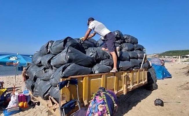 Keşan'da 3 günde 150 kamyon çöp toplandı, belediye başkanı tatilcileri uyardı
