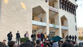 Harran Üniversitesi öğrencilerinden 'bütünleme sınavı' protestosu